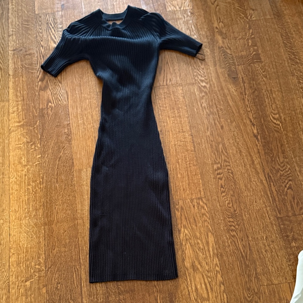 House of Harlow 1960 Black Ribbed Midi Dress